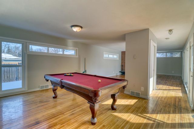 1707 6th Street S, Moorhead, MN 56560