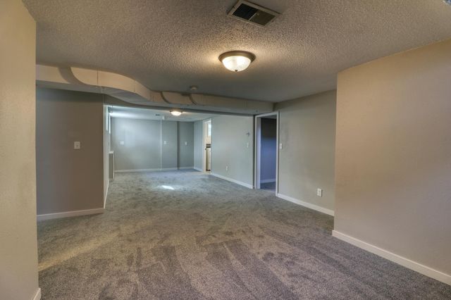 1707 6th Street S, Moorhead, MN 56560