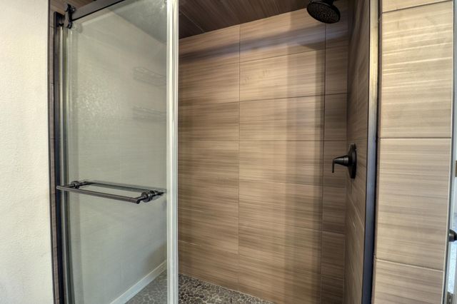 1707 6th Street S, Moorhead, MN 56560