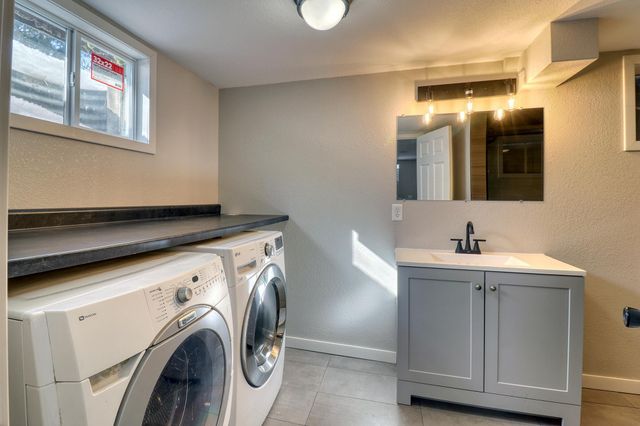 1707 6th Street S, Moorhead, MN 56560