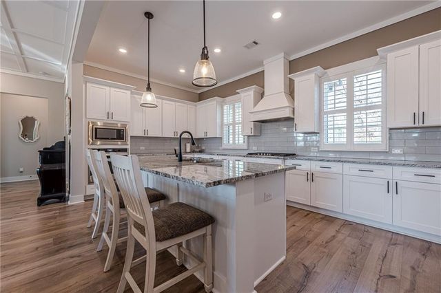 212 Cardiff Court, Ball Ground, GA 30107