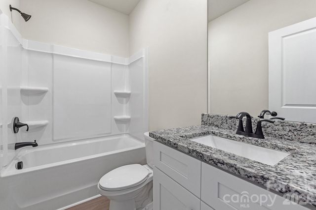 8114 Cravat Court, Charlotte, NC 28215
