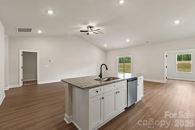 8114 Cravat Court, Charlotte, NC 28215