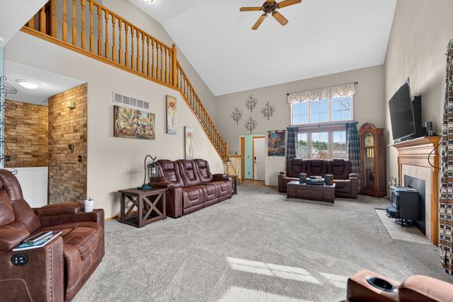 4653 LINDBLOOM Lane, Cherry Valley, IL 61016