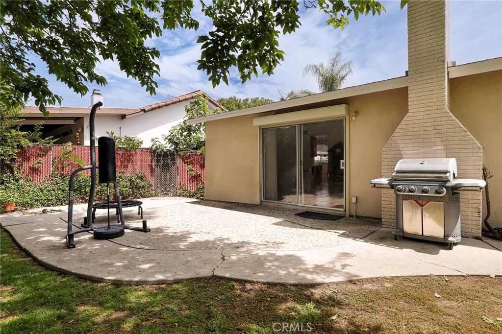 Image 20 of property listing at 233 Kanan, Oak Park, CA 91377