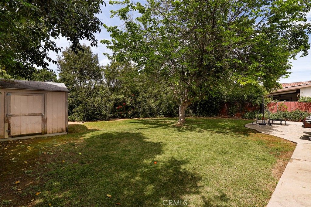 Image 23 of property listing at 233 Kanan, Oak Park, CA 91377