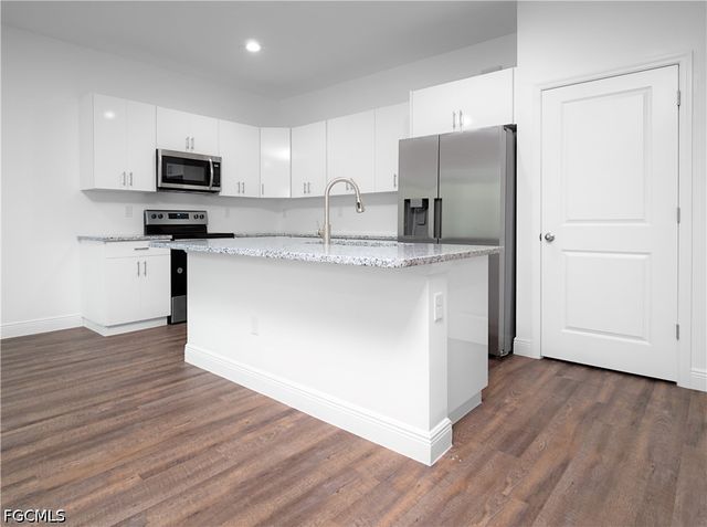 539 Greenbriar BLVD, Lehigh Acres, FL 33972