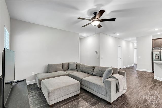 28 Muhly Loop, Richmond Hill, GA 31324
