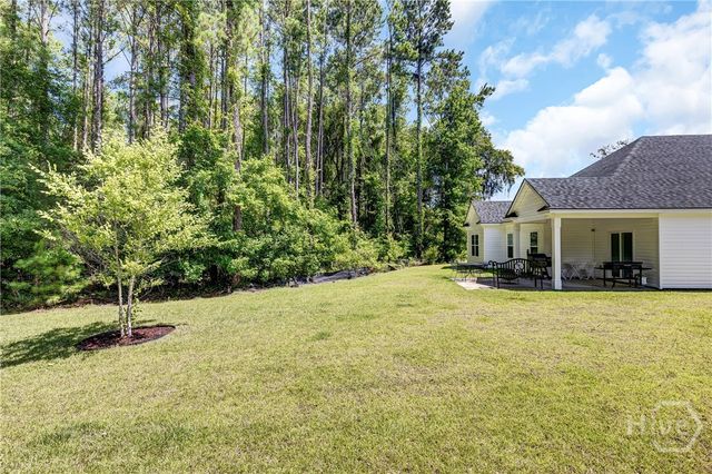 28 Muhly Loop, Richmond Hill, GA 31324
