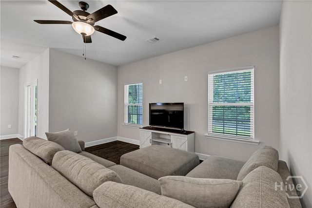 28 Muhly Loop, Richmond Hill, GA 31324