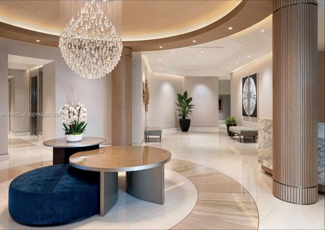 888 Brickell Key Dr 601, Miami, FL 33131