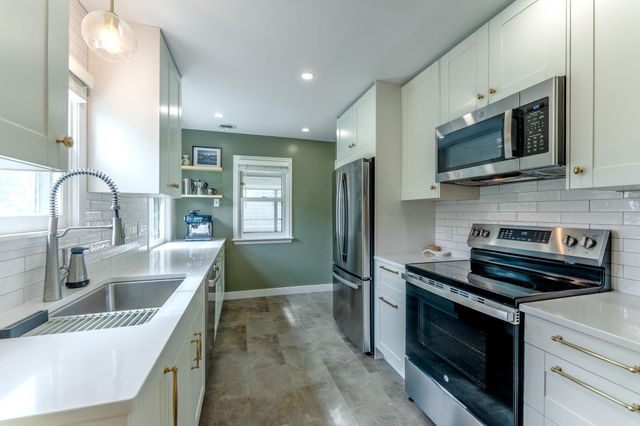 5012 15th Avenue S, Minneapolis, MN 55417