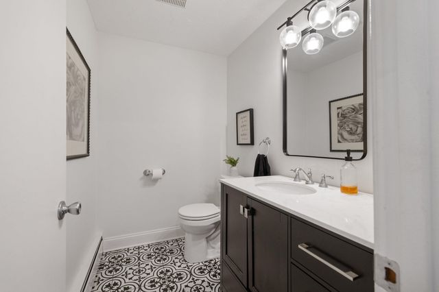 49 Lexington St. 49, Millbury, MA 01527