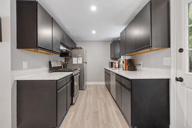 49 Lexington St. 49, Millbury, MA 01527