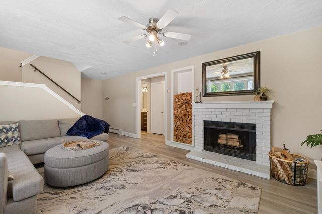 49 Lexington St. 49, Millbury, MA 01527