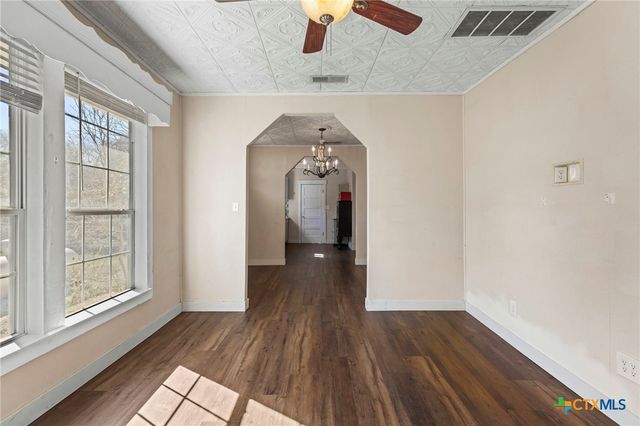 92 Sunrise Street, Dale, TX 78616