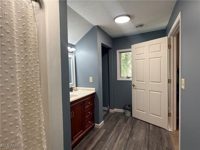 1376 Catherine Extension Avenue, Lakemore, OH 44250