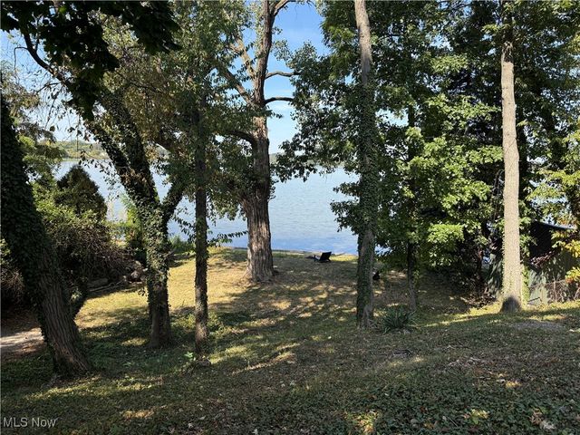 1376 Catherine Extension Avenue, Lakemore, OH 44250