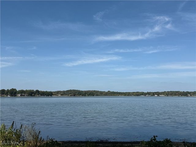 1376 Catherine Extension Avenue, Lakemore, OH 44250