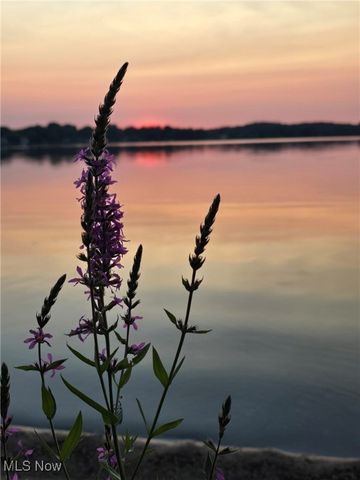 1376 Catherine Extension Avenue, Lakemore, OH 44250