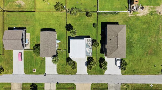 4031 Panola Drive, Galveston, TX 77554