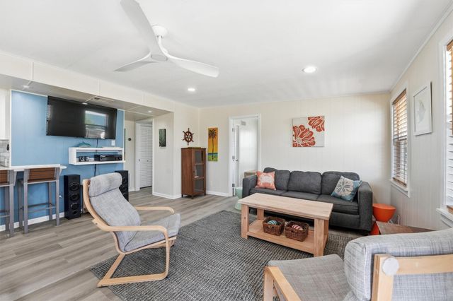 4031 Panola Drive, Galveston, TX 77554