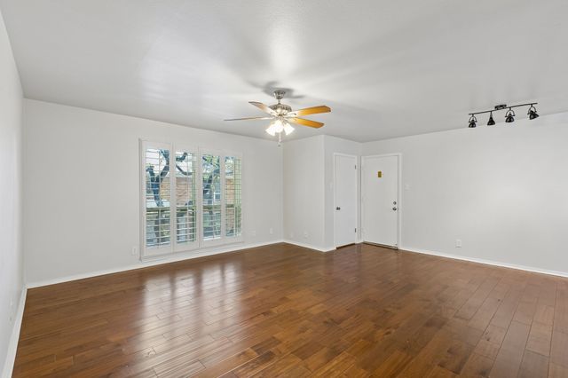 6060 Averill Way D, Dallas, TX 75225