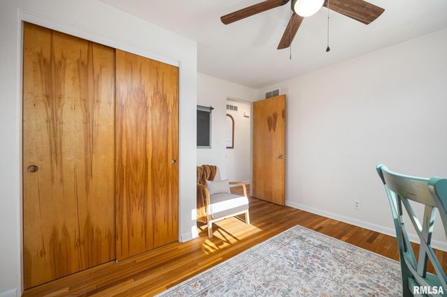 970 E MADISON Street, Morton, IL 61550