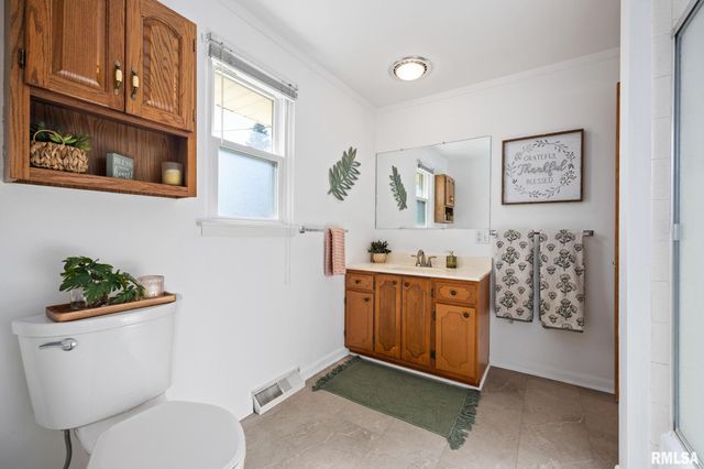 970 E MADISON Street, Morton, IL 61550