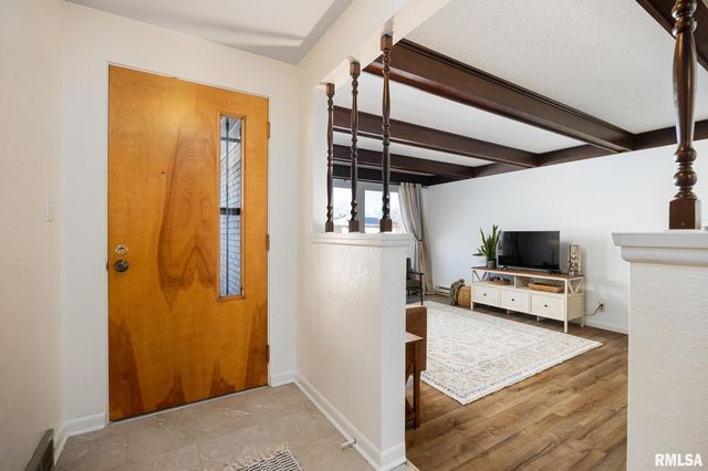 970 E MADISON Street, Morton, IL 61550