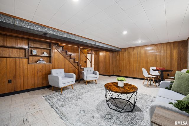 970 E MADISON Street, Morton, IL 61550