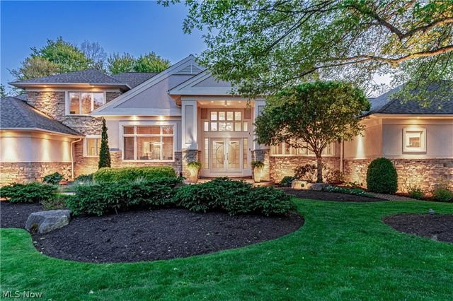 520 Bristol Drive, Aurora, OH 44202