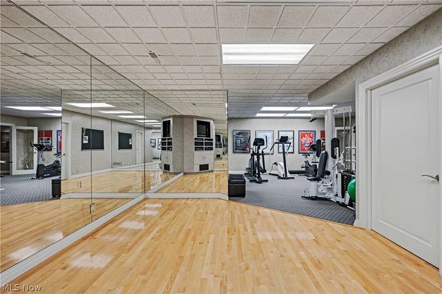 520 Bristol Drive, Aurora, OH 44202