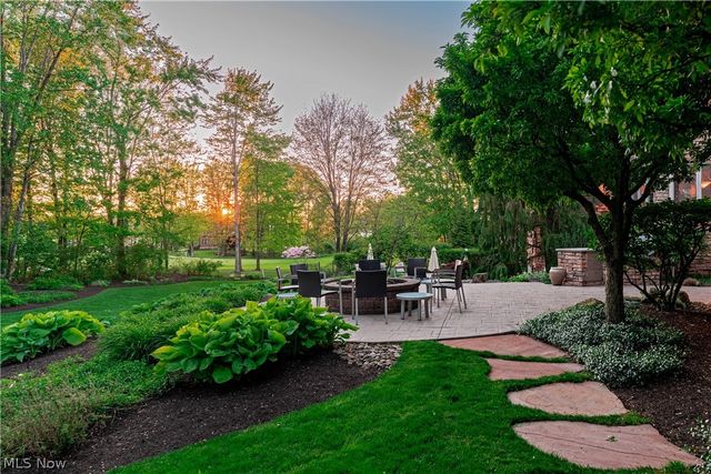 520 Bristol Drive, Aurora, OH 44202