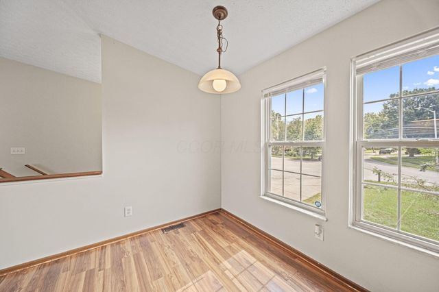3542 Woody Way, Canal Winchester, OH 43110