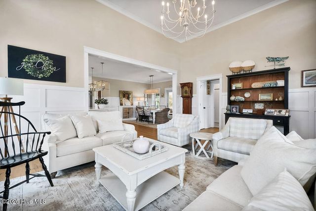 106 SE 40th Street, Oak Island, NC 28465