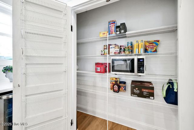 106 SE 40th Street, Oak Island, NC 28465