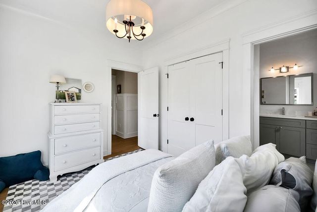 106 SE 40th Street, Oak Island, NC 28465