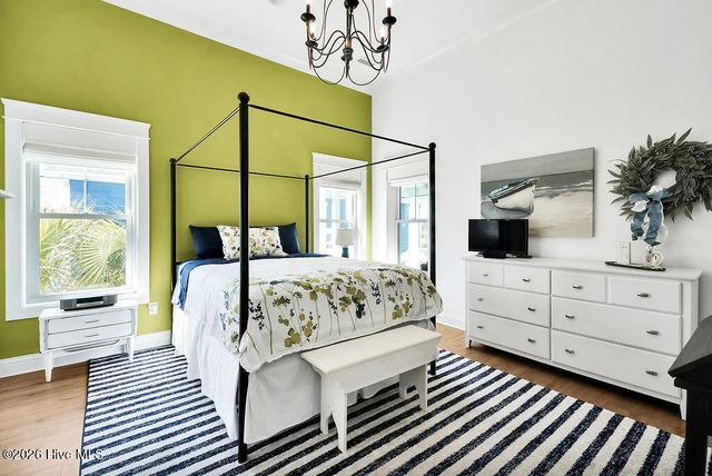 106 SE 40th Street, Oak Island, NC 28465