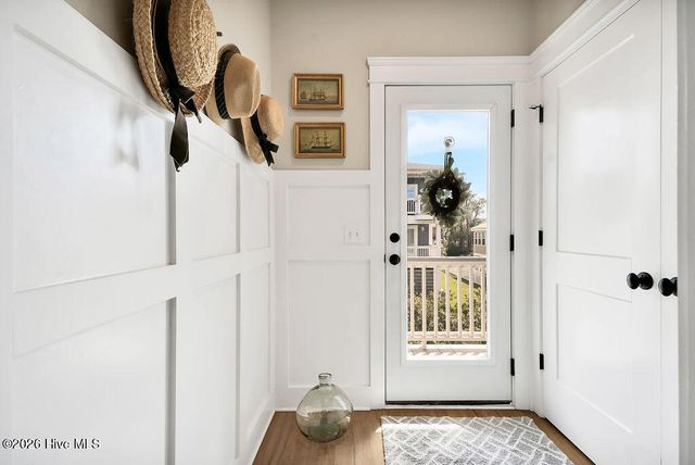 106 SE 40th Street, Oak Island, NC 28465