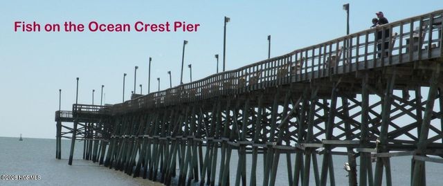 106 SE 40th Street, Oak Island, NC 28465