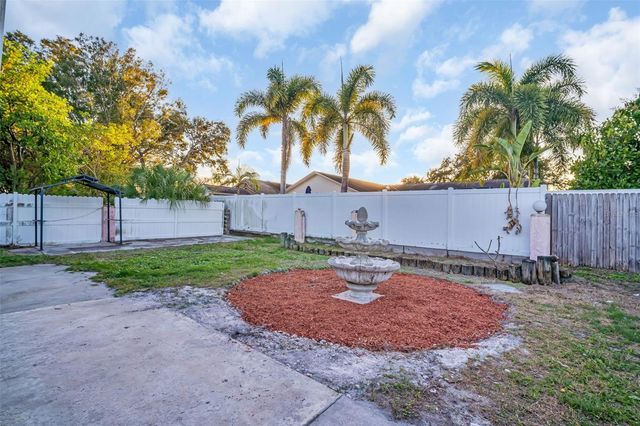 12392 CUMBERLAND DRIVE, Largo, FL 33773