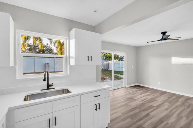 12392 CUMBERLAND DRIVE, Largo, FL 33773