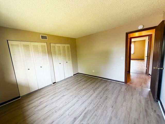 1472 Carol Court 2A, Palatine, IL 60074