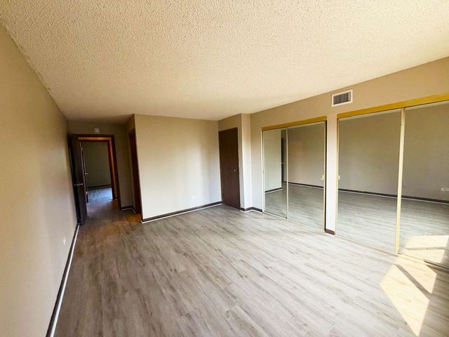 1472 Carol Court 2A, Palatine, IL 60074