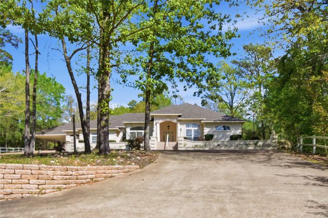 18737 Oakbrook Road, Tyler, TX 75703