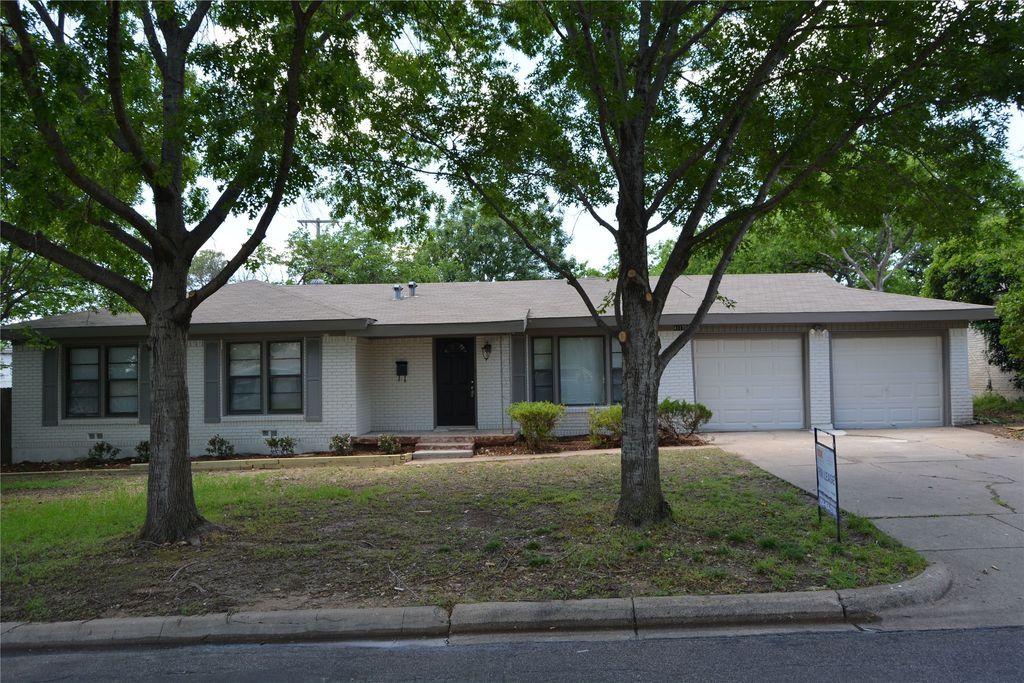 4117 Carma Drive, North Richland Hills, TX 76180