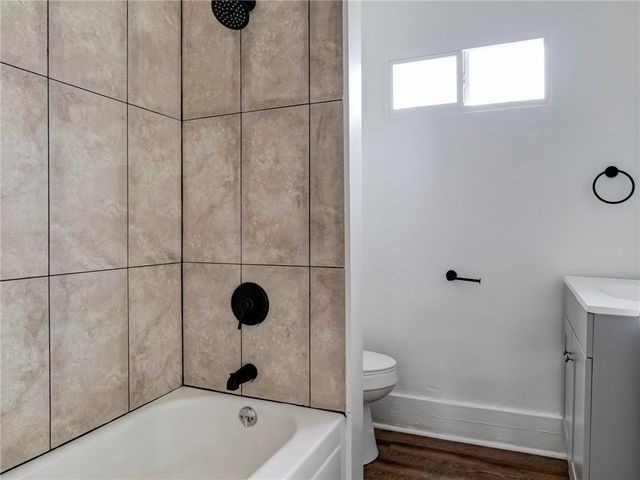 1702 Mcminn St, Aliquippa, PA 15001