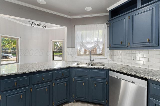 7516 TRIPP Avenue, Amarillo, TX 79121