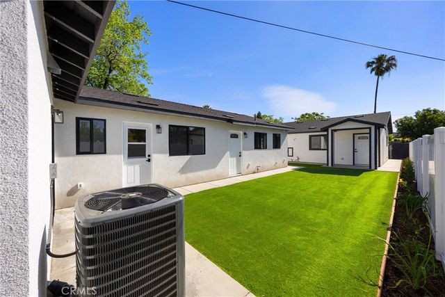 871 N. Perris, San Bernardino, CA 92411